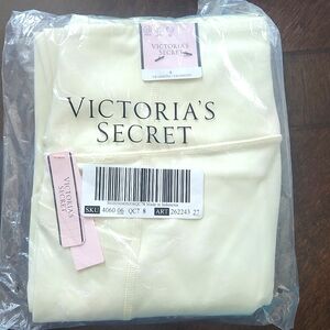 Sold 7/8 Length Victoria's Secret Leggings
